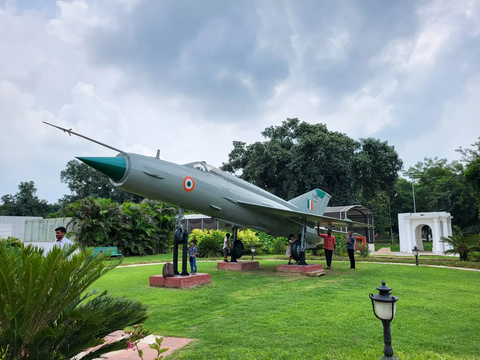 Retired wings resting amid green pines. The legendary MiG-21 standing as an eternal guardian of Indian skies. ✈️🇮🇳

#indianairforce #mig21 #aviationlovers #chandigarhdiaries #heritagememorial #proudindian