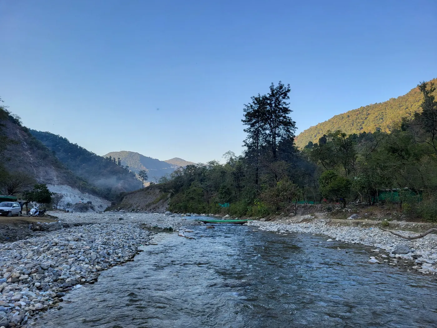 Crystal mountain spring water tumbling into a turquoise pool. Pure refreshment for the soul. 🌊💎

#turquoisevalley #waterfallpool #freshsprings #hiddenparadise #uttarakhand